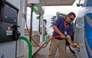 Ampliarán uso de vehículos a gas natural y eléctricos en Utah