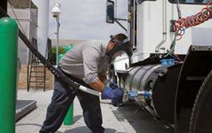 Camiones de GNL impulsarán el mercado del transporte en 2035